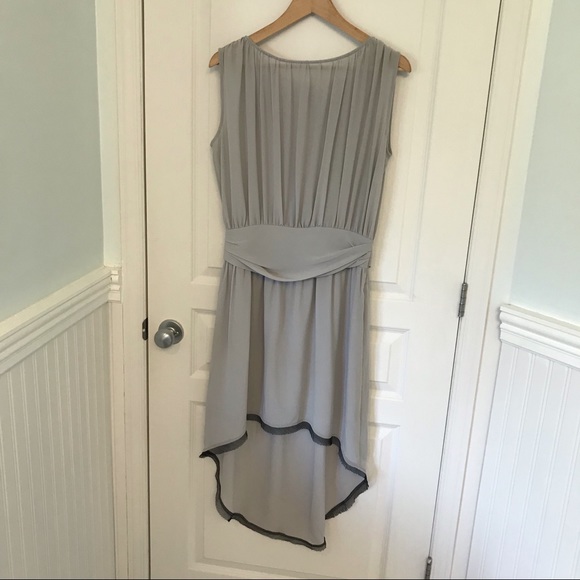 House Of Harlow 1960 Grey Roman Chiffon Dress NWT - Picture 2 of 7